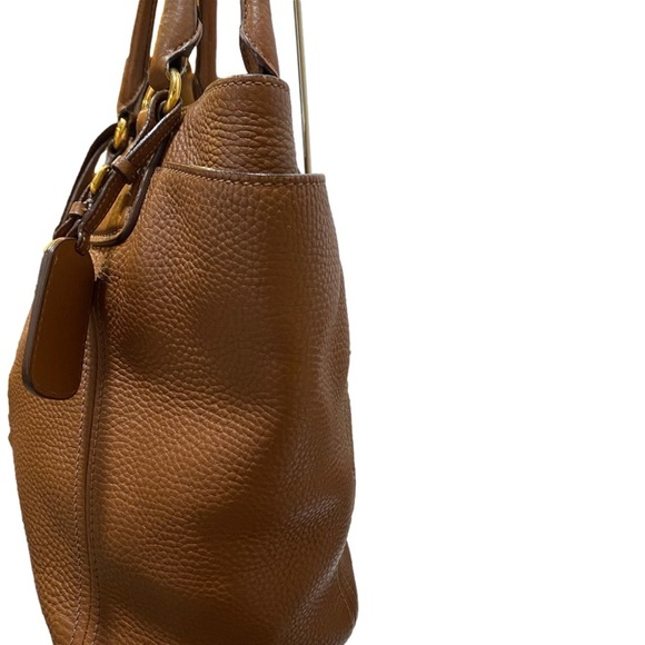 PRADA
Sold‼️ on another site donot purchase Vitello Daino Leather Tote crossbody - Picture 5 of 16